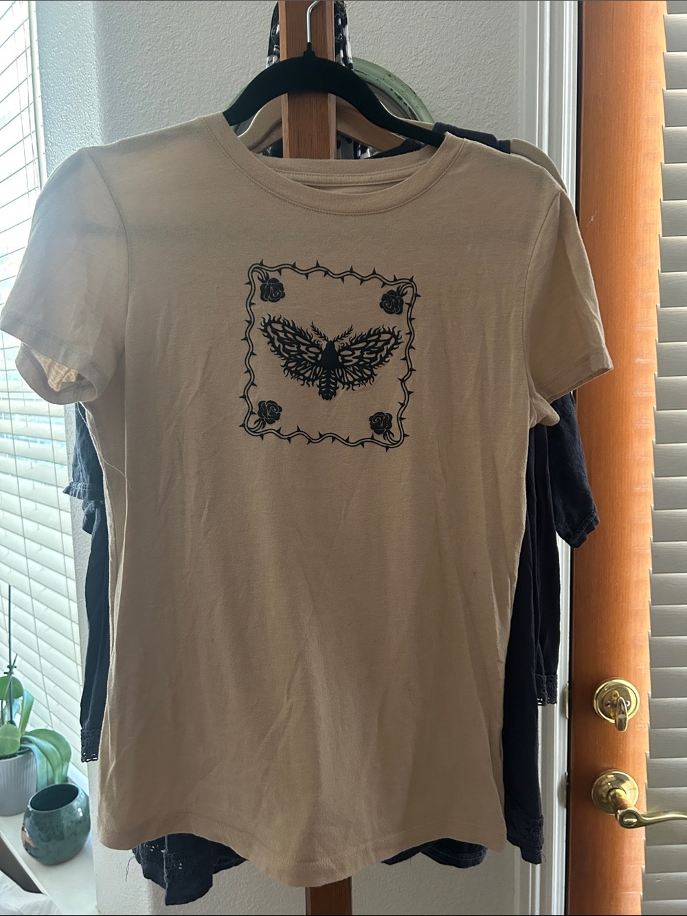 Aeropostale Beige Short-Sleeve Tee with Black Moth Graphic